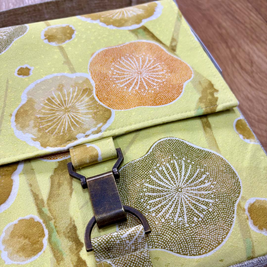 Close Up Yellow Floral Bag_Amanda Scott_Just Makers