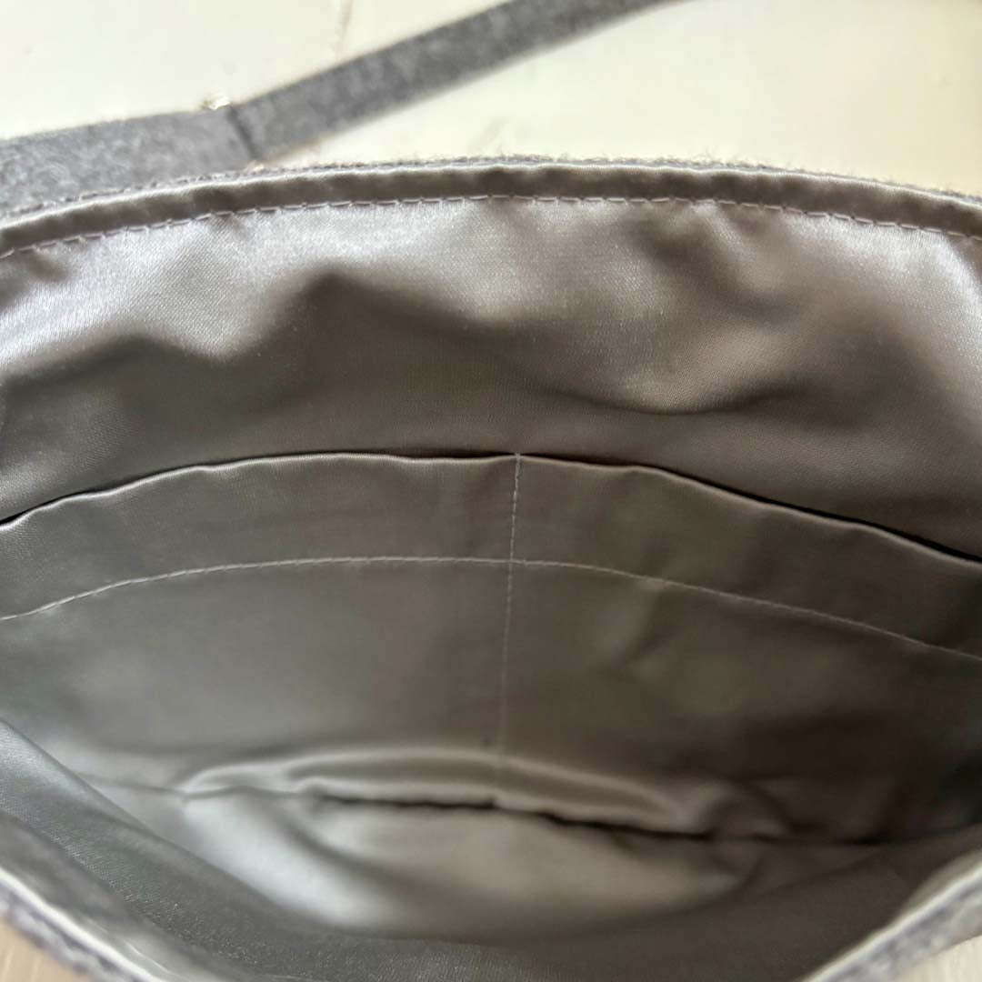 Grey Mixed Fibre Lined Crescent Handbag Lining - Amanda Scott_Just Makers