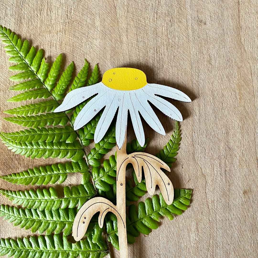 Hand Painted Daisy Stem - Natty Deco - Just Makers Natty Deco