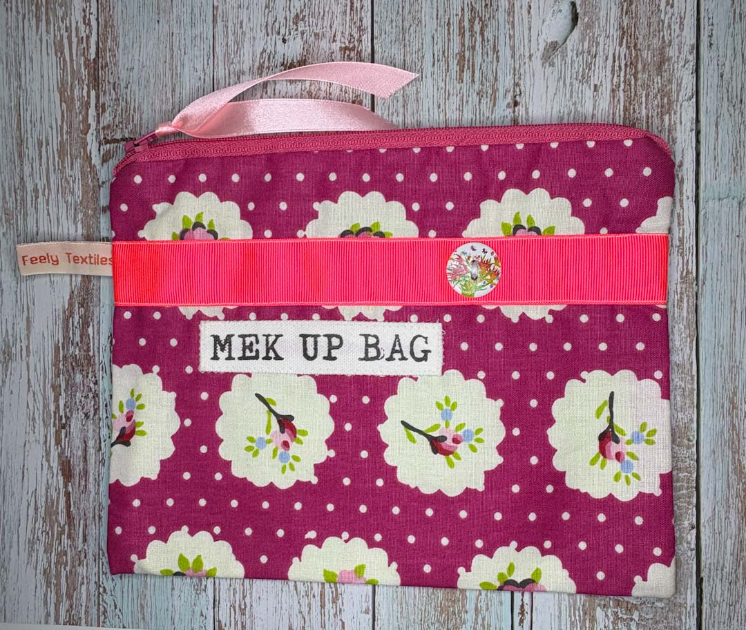 Mek Up Bag Purse Pink - Touchy Feely Textiles_Just Makers