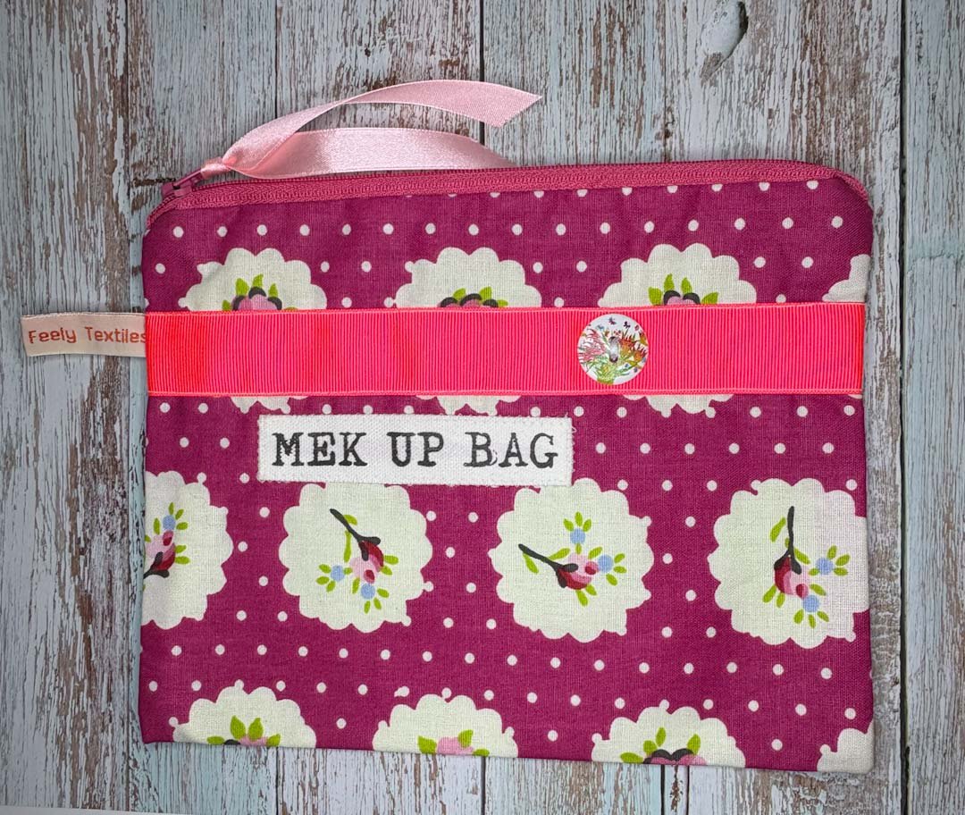 Mek Up Bag Purse - Touchy Feely Textiles - Just Makers Touchy Feely Textiles