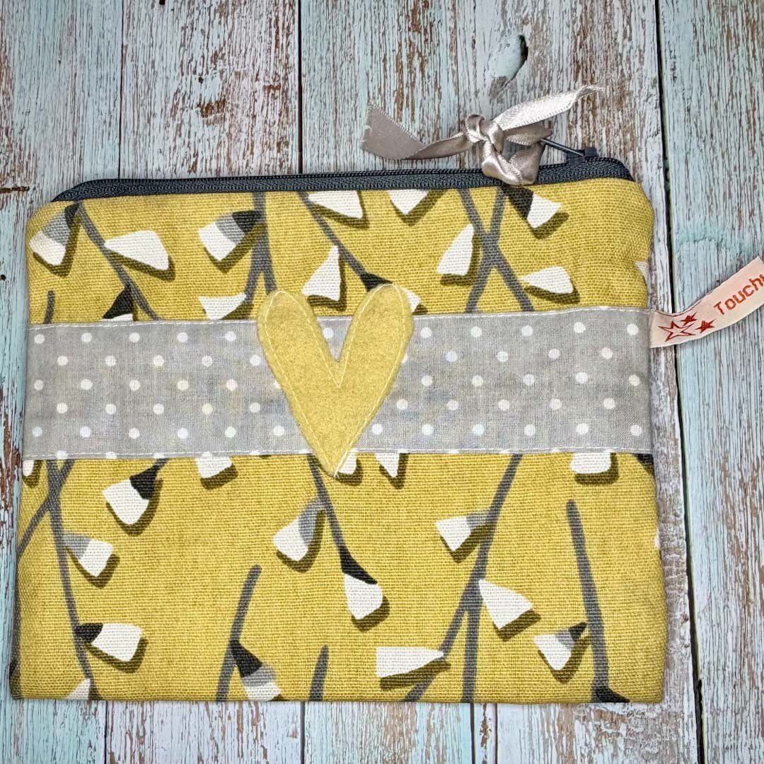 Mum in a Million Purse - Touchy Feely Textiles - Just Makers Touchy Feely Textiles