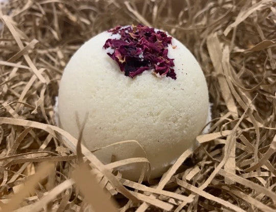 Relaxing Rose Bath Bomb - Smith and Greening_Just Makers
