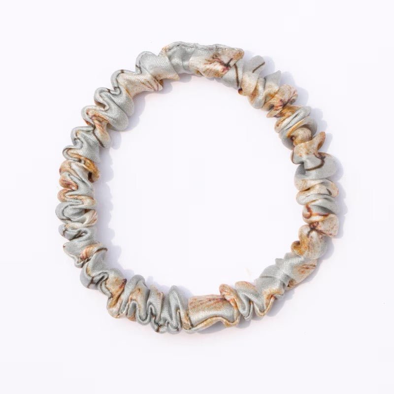 Skinny Silk Scrunchie - Pattern Passion - Just Makers Pattern Passion