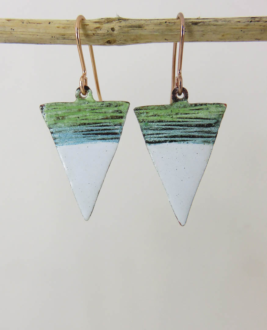 Triangular earrings dangly by 830 degrees_Just Makers