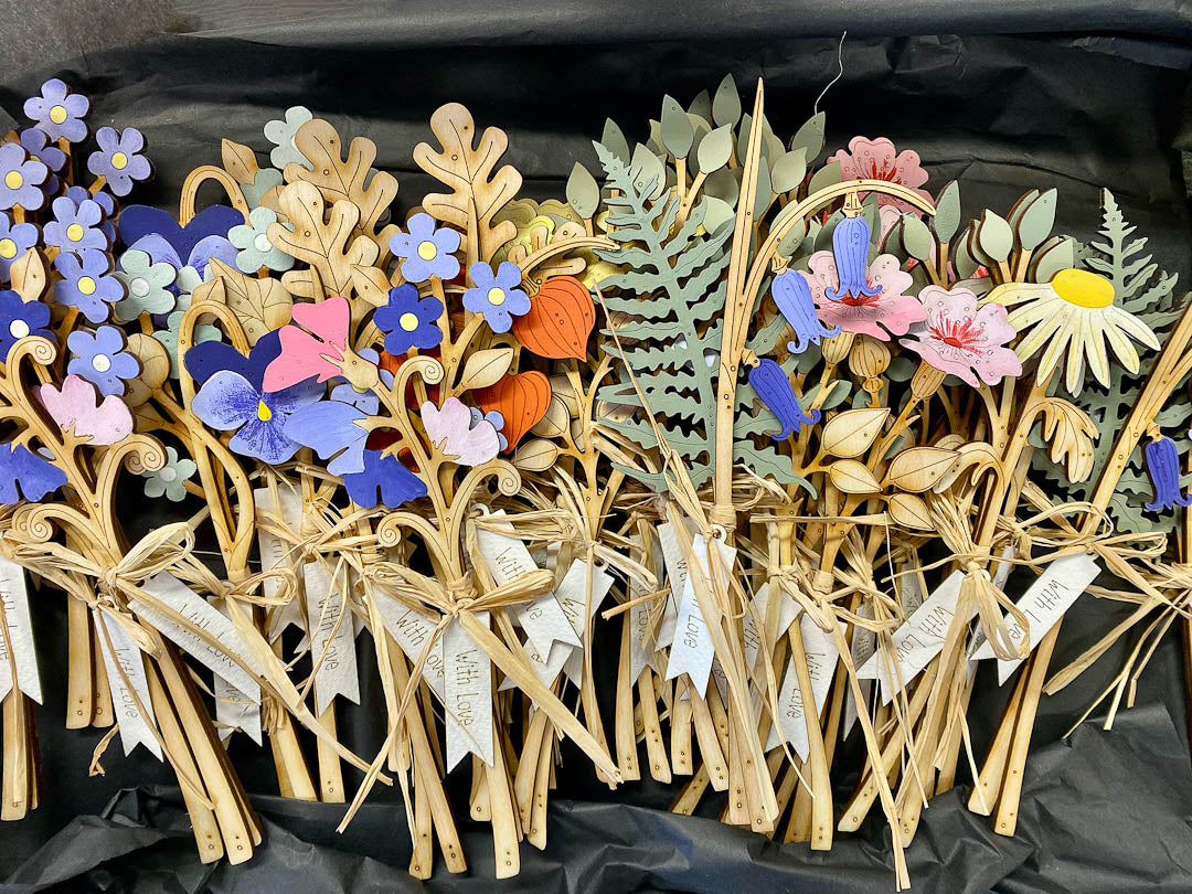 Natty Deco handpainted flowers_just makers