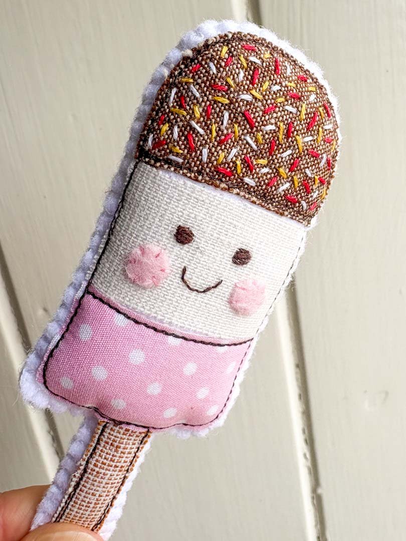 Alice and Audrey Fab Lolly - Just Makers Alice &amp; Audrey