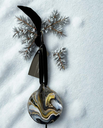 Black Pearl Ceramic Bauble - Ashleigh Weller_Just Makers