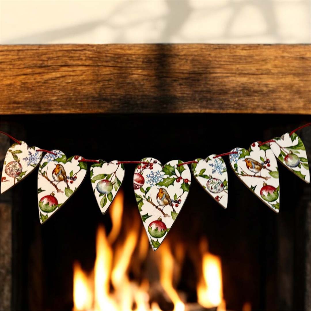 Christmas Robin Garland Hearts - Sarah Tustin_just makers