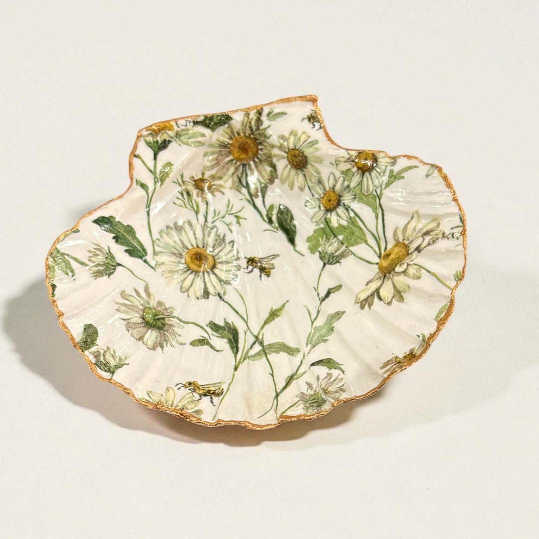 Daisy Large Shell - Sarah Tustin_Just Makers
