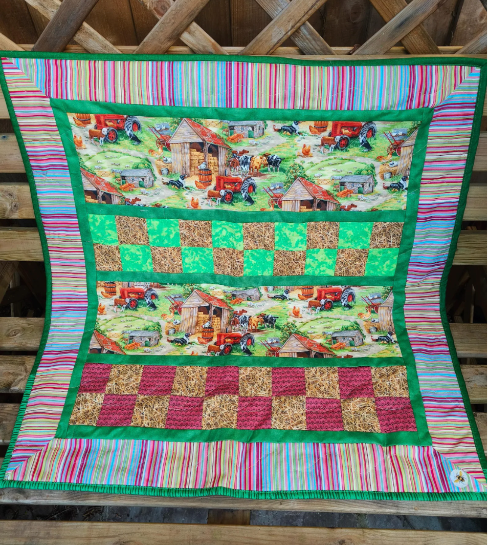 Farmyard Quilt - Bee-spoke Quilts_Just Makers