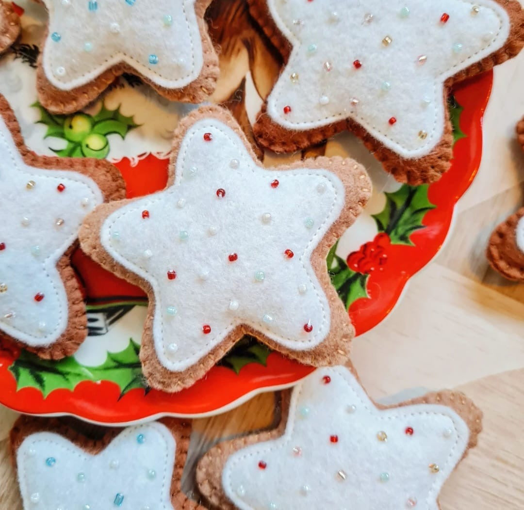 Felt Gingerbread Star Decoration - Alice and Audrey_Just Makers