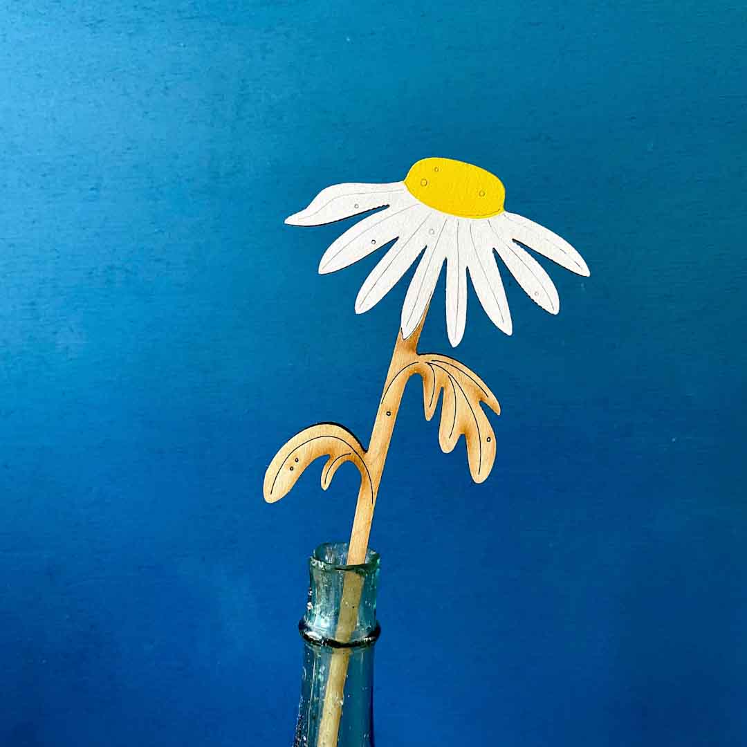 Hand Painted Daisy Stem - Natty Deco_Just Makers