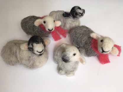Needle Felt Sheep - Pam Chilton_Just Makers