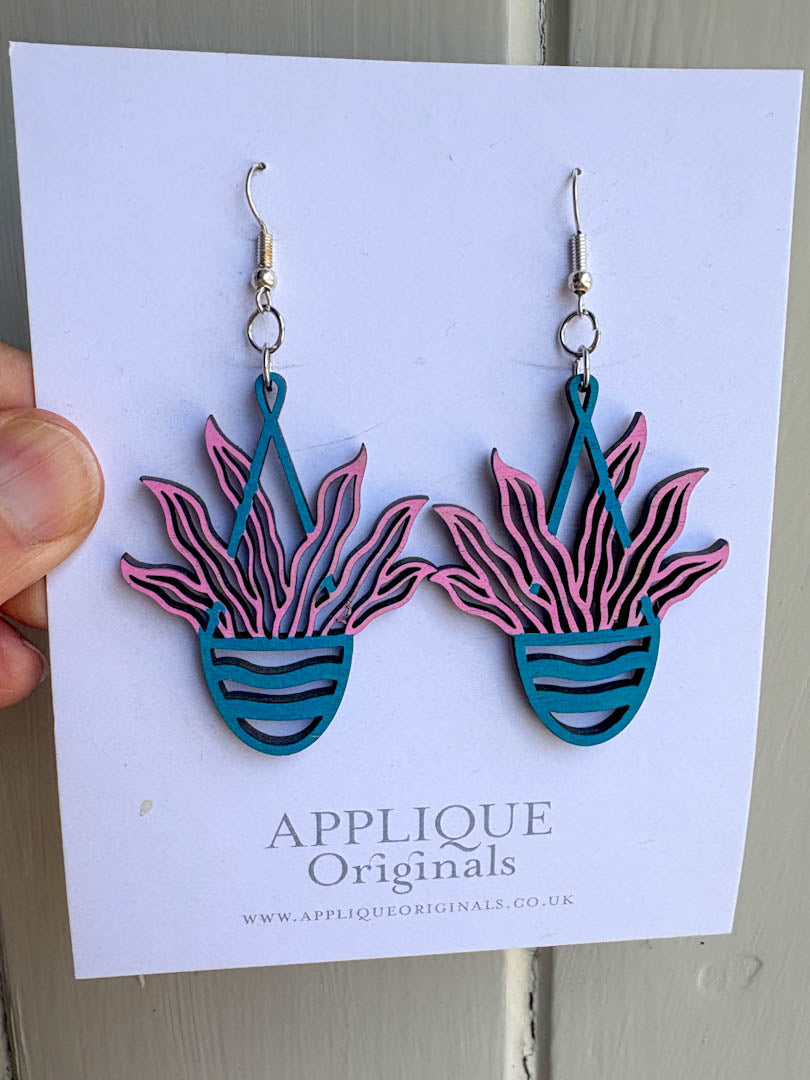 Plant earrings by Applique Original_Just Makers
