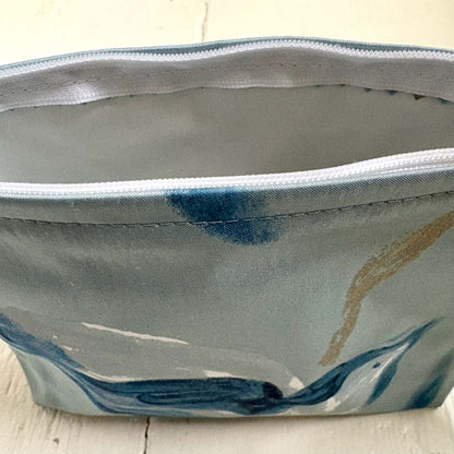 Printed Blue Silk Make Up Bag Lining - Amanda Scott_Just Makers