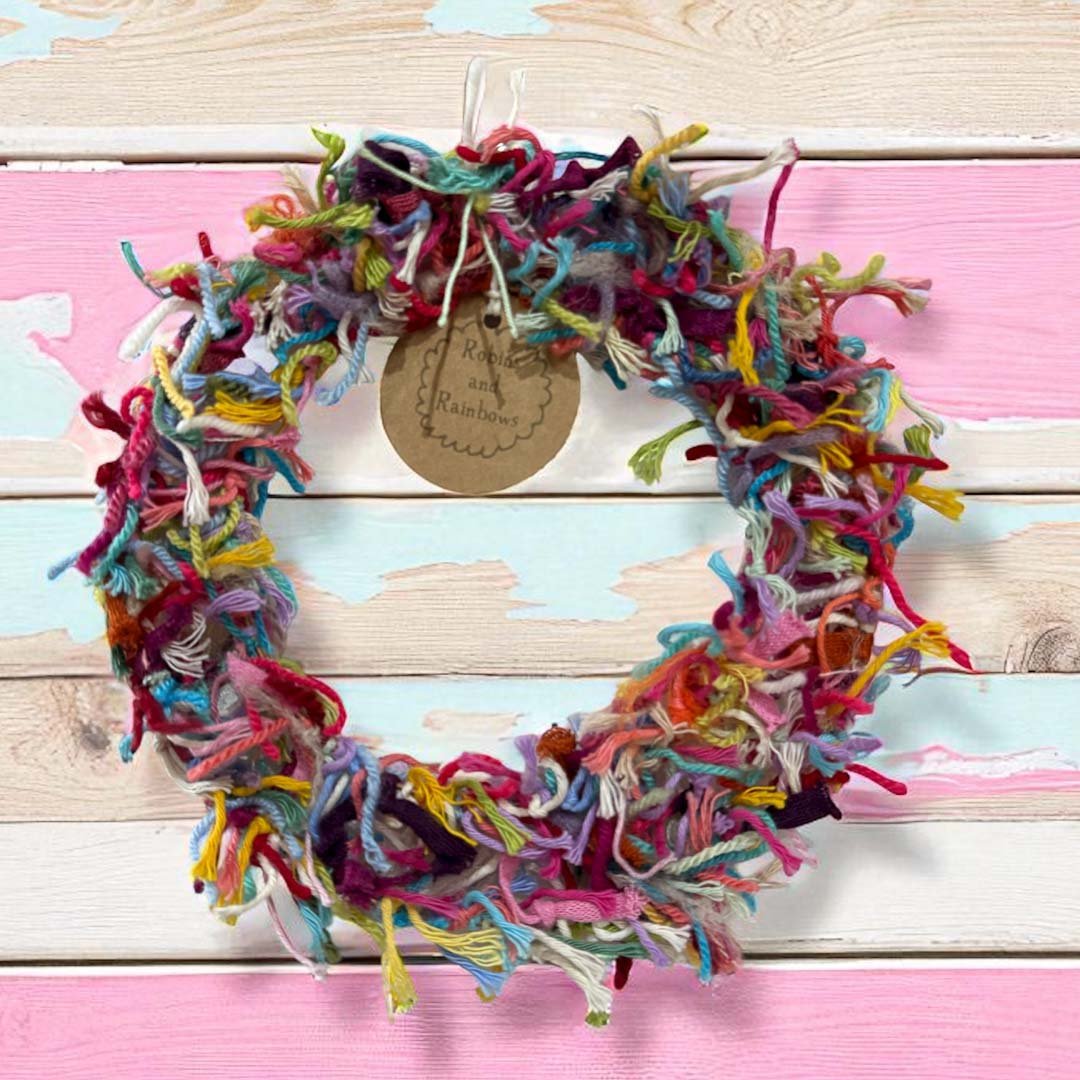 Scrappy Yarn Wreath - Robins and Rainbows - Just Makers Robins and Rainbows