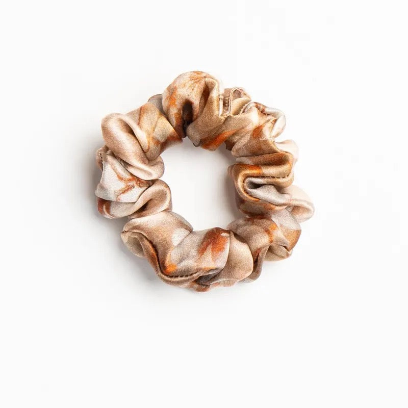 Small Silk Scrunchie - Pattern Passion_Just Makers