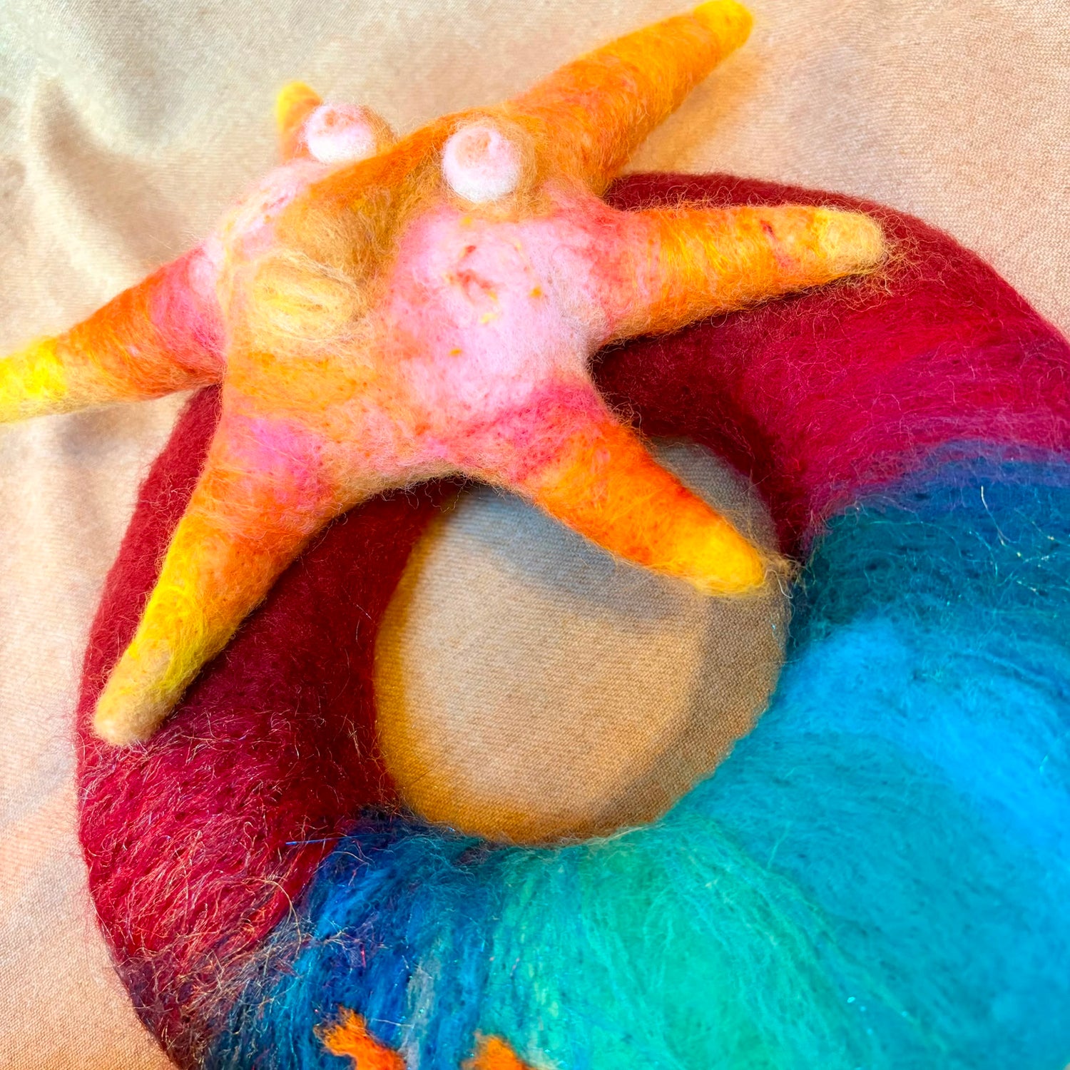 Sunfish Needle Felted Wreath - Felts by Hannah_Just Makers