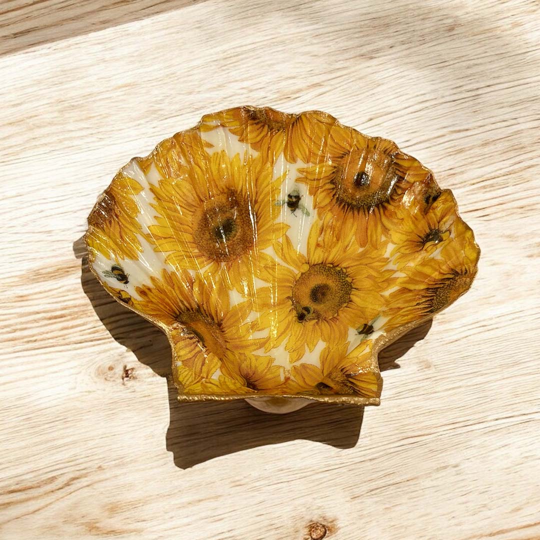 Sunflower Large Shell - Sarah Tustin_Just Makers