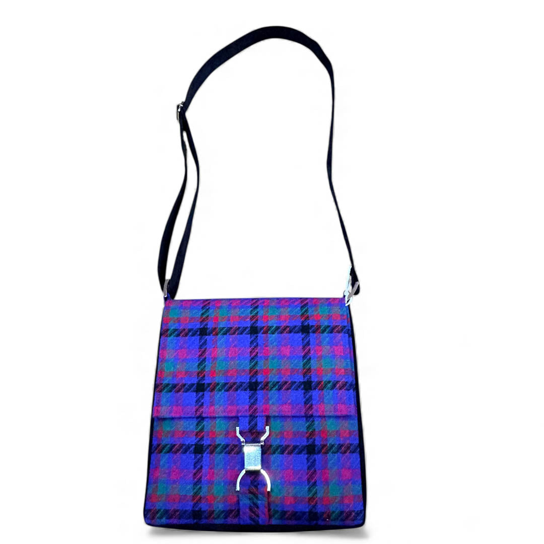 Vibrant 100% Wool Handbag - Amanda Scott_Just Makers