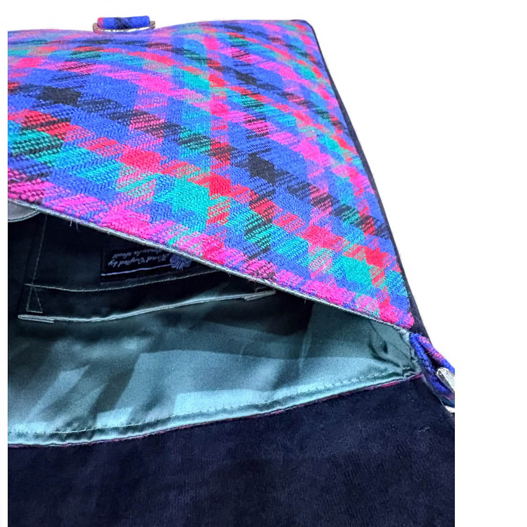 Vibrant 100% Wool Handbag - Amanda Scott_Just Makers