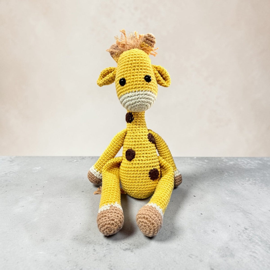 Crochet Giraffe - Hooked on Yarn_Just Makers