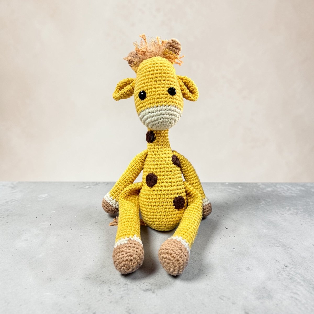 Crochet Giraffe - Hooked on Yarn_Just Makers