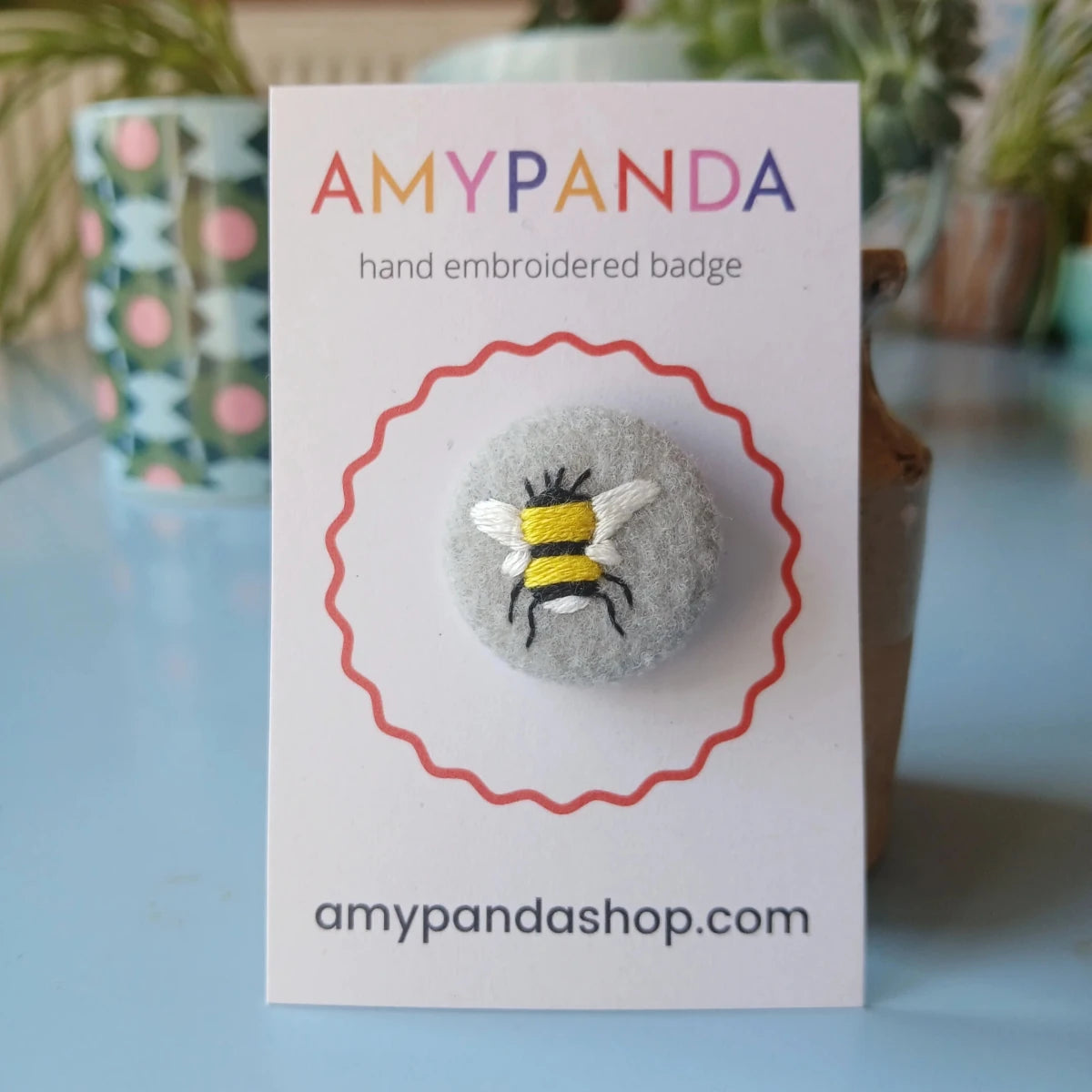 Hand Embroidered Bee Badge - AmyPanda_Just Makers