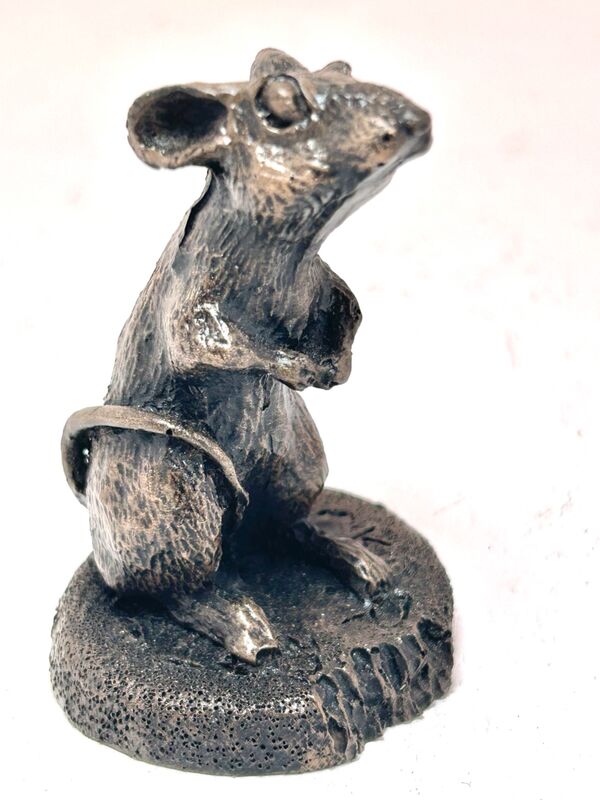 Small Sitting Mouse – John Rattenbury_Just Makers