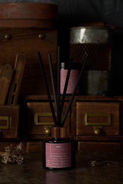 Strawberry Farm Diffuser by The Kandlers Table_Just Makers