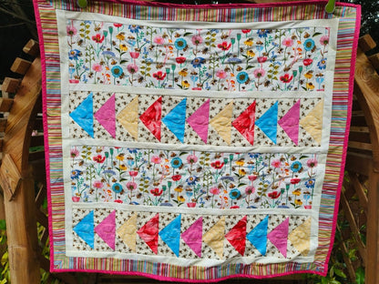 Summer Meadow Quilt - Bee-spoke Quilts_Just Makers